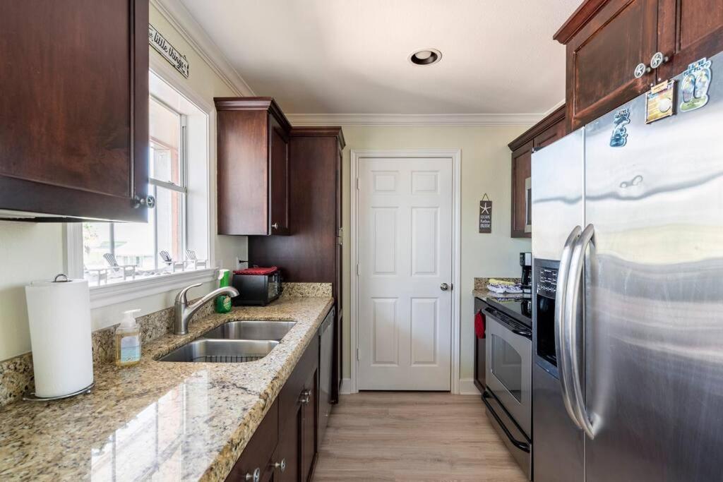 Oceanfront At The Dawns Apartment Galveston Exterior photo